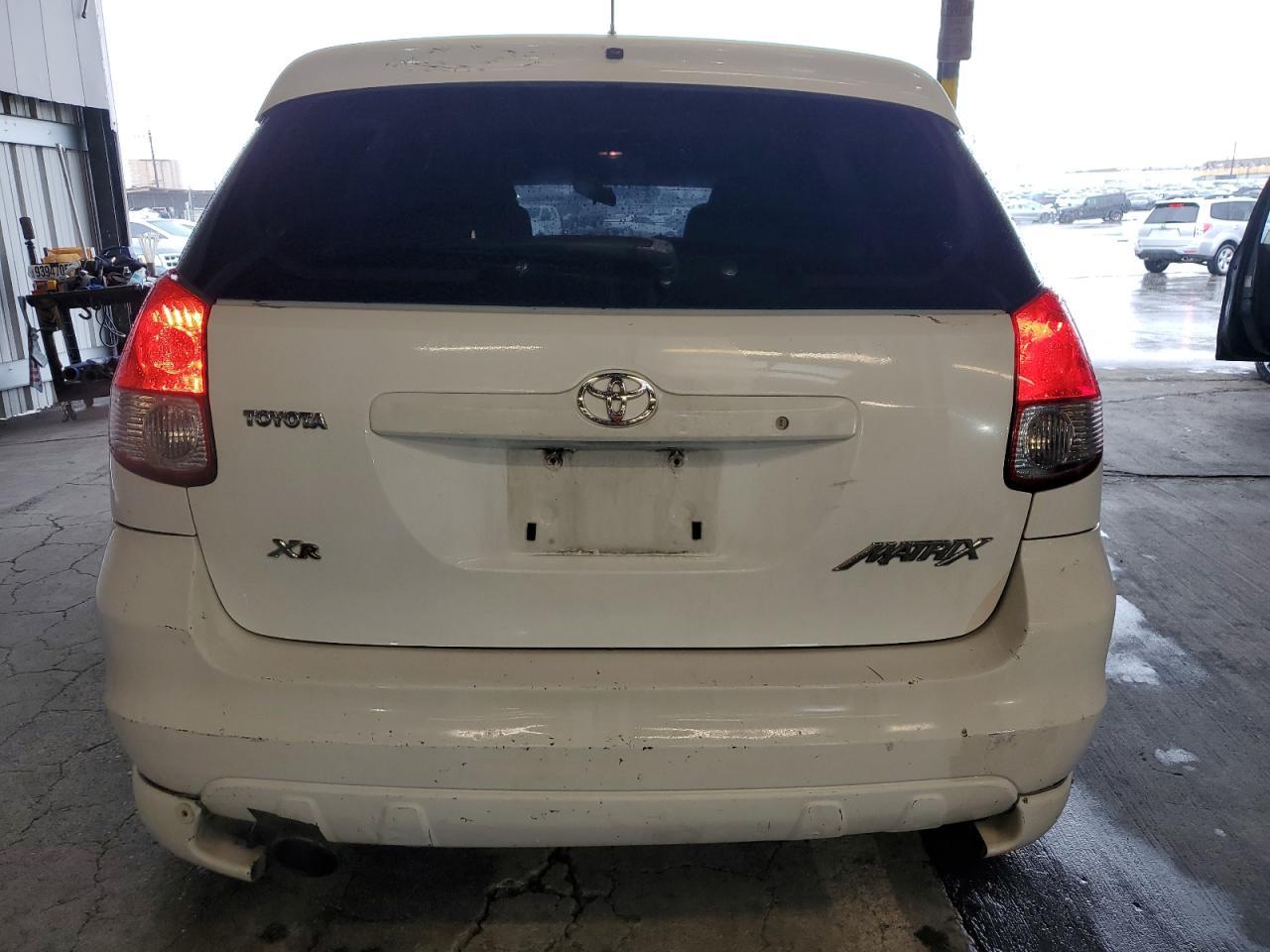 2004 TOYOTA COROLLA