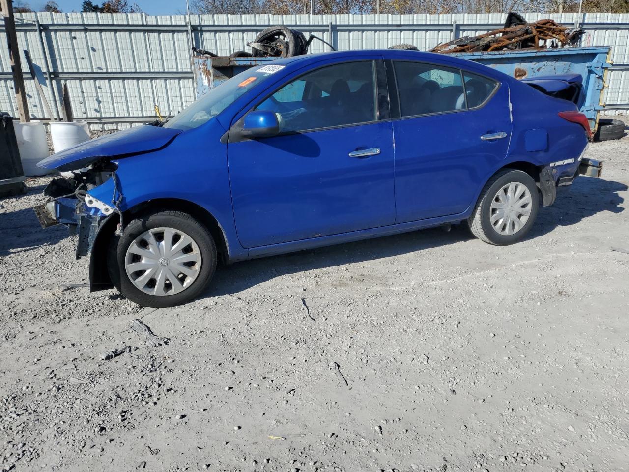 2014 NISSAN VERSA