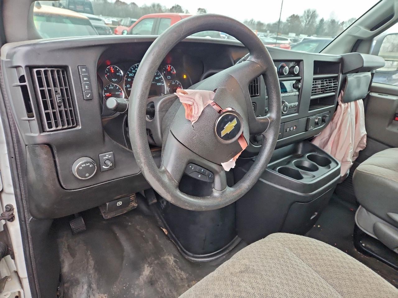 2018 CHEVROLET Express 3500