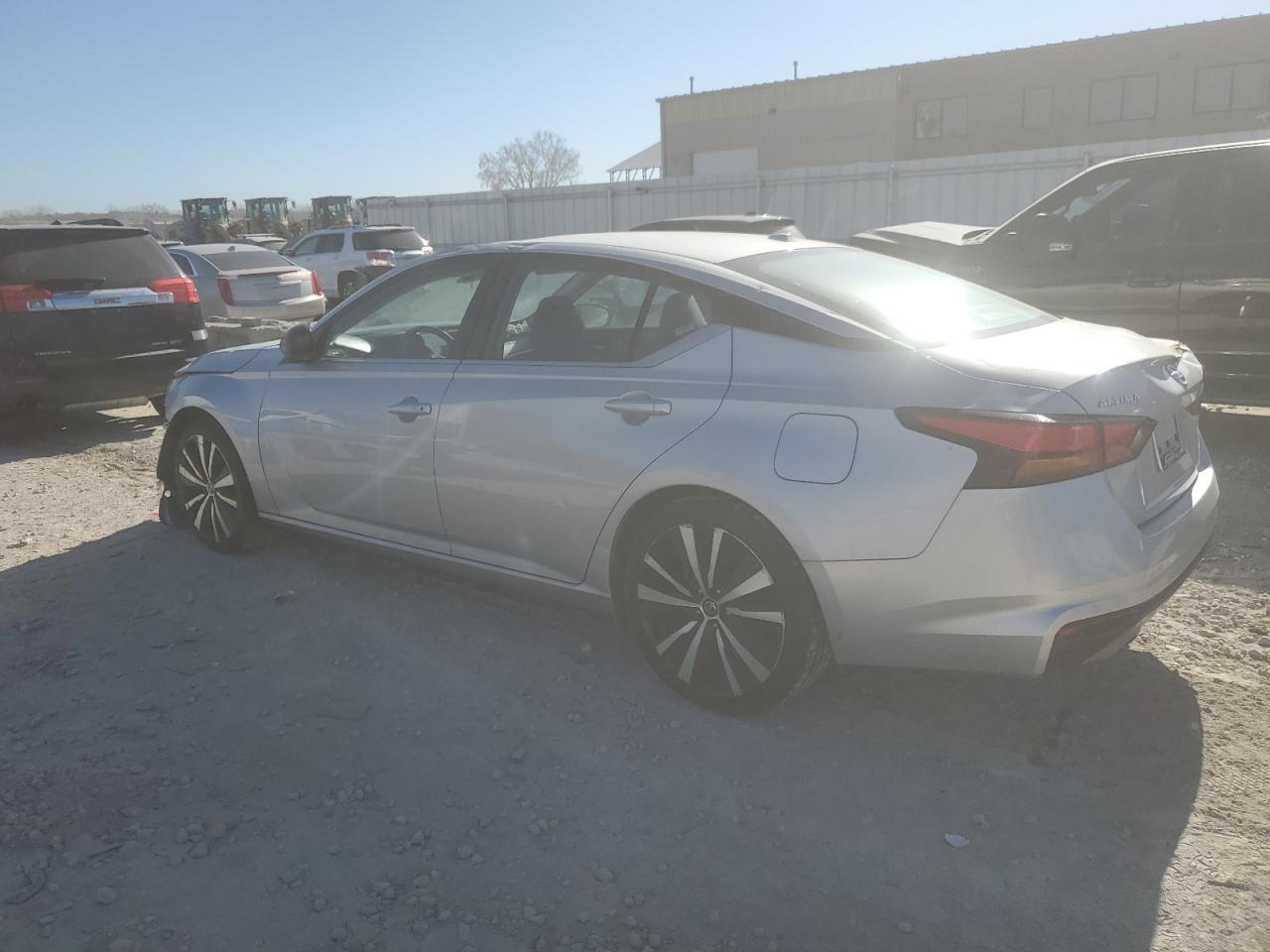 2021 NISSAN ALTIMA