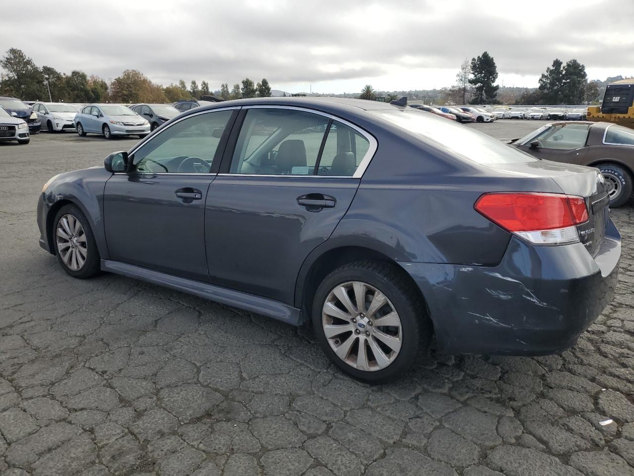 2012 SUBARU Legacy