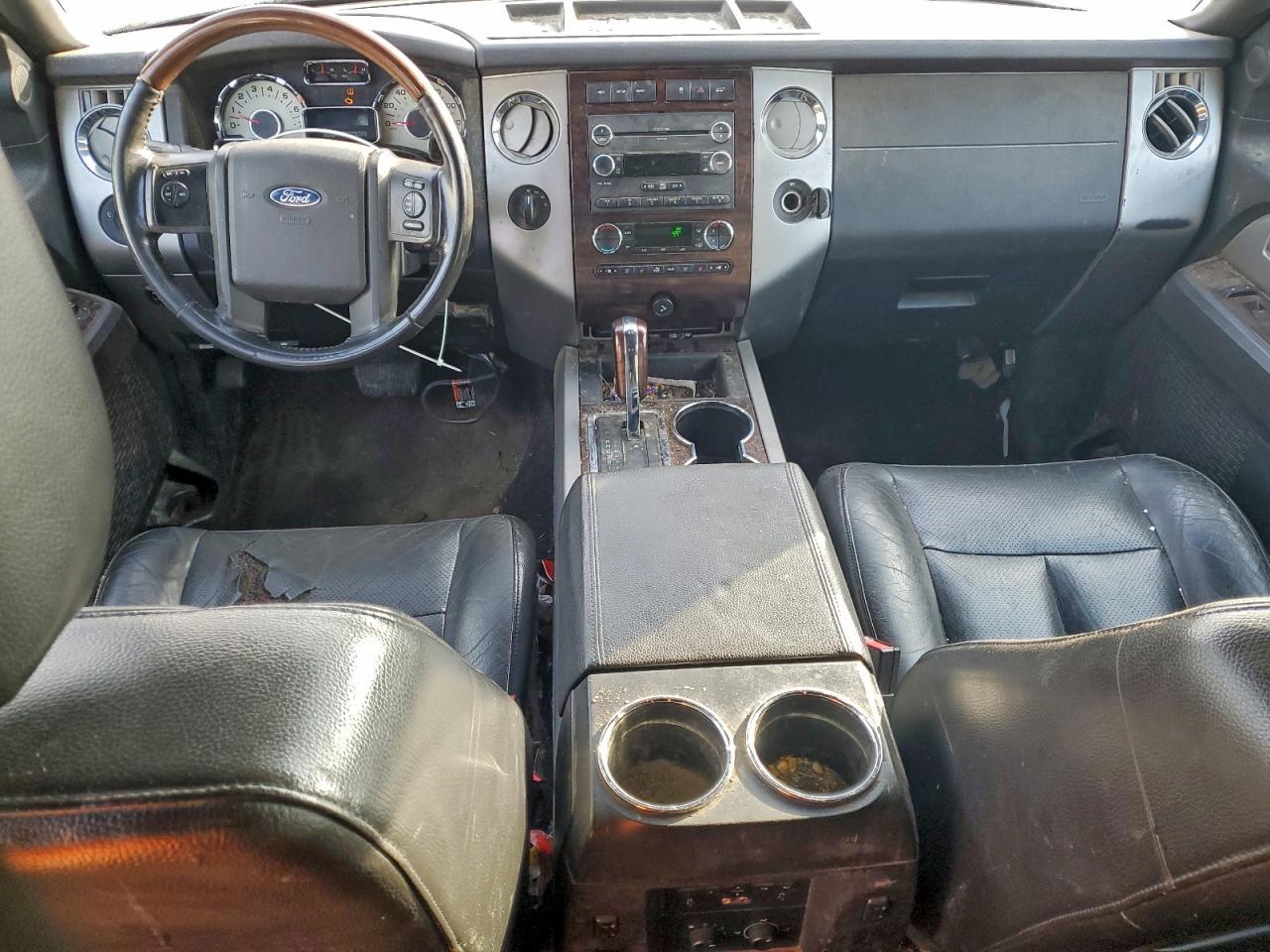 2010 FORD Expedition