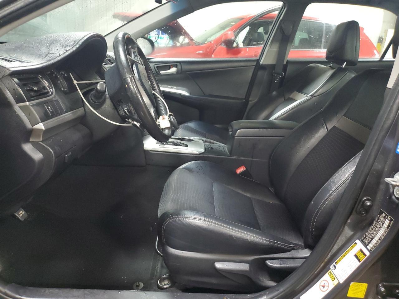 2012 TOYOTA CAMRY