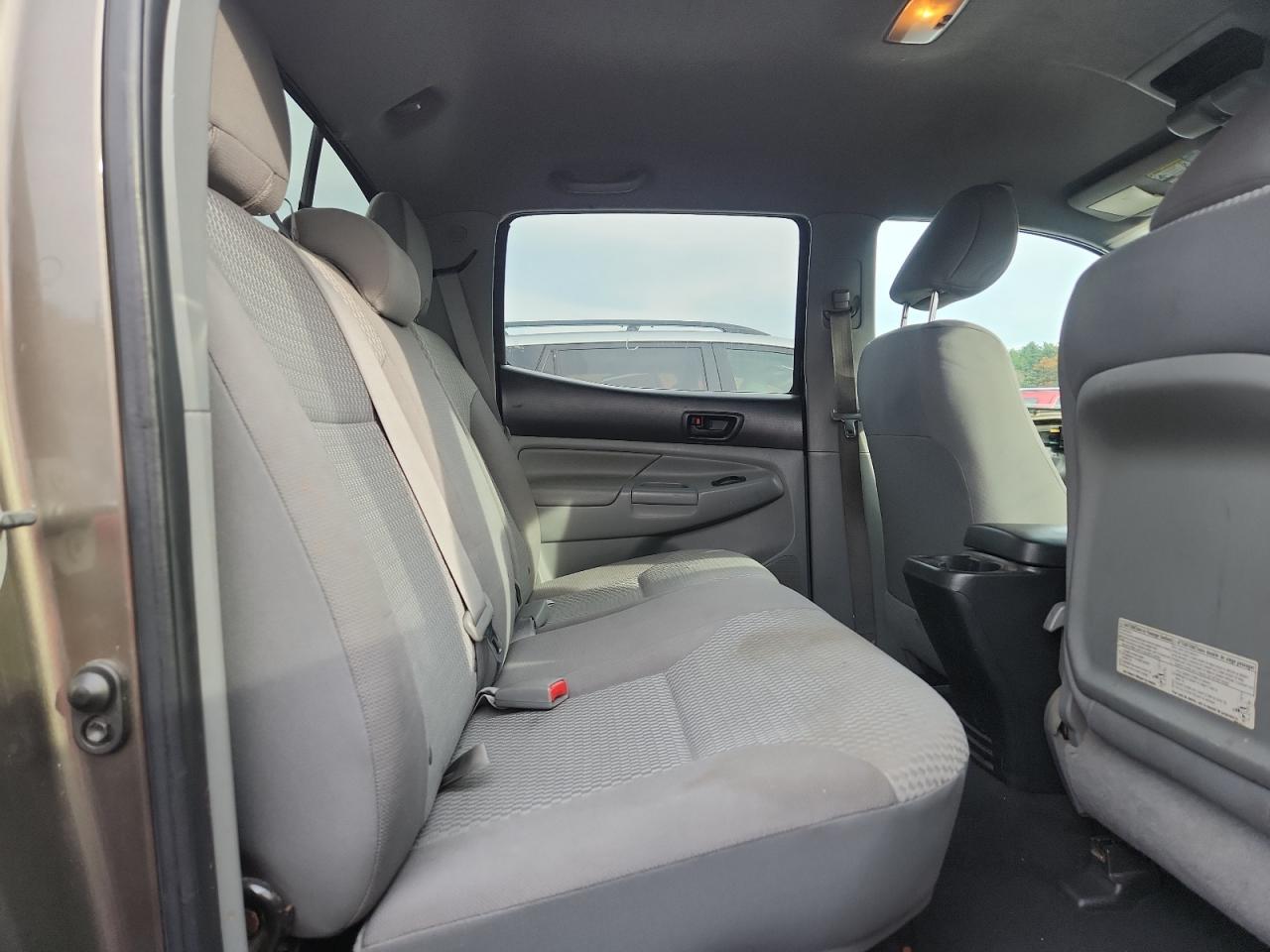 2012 TOYOTA TACOMA