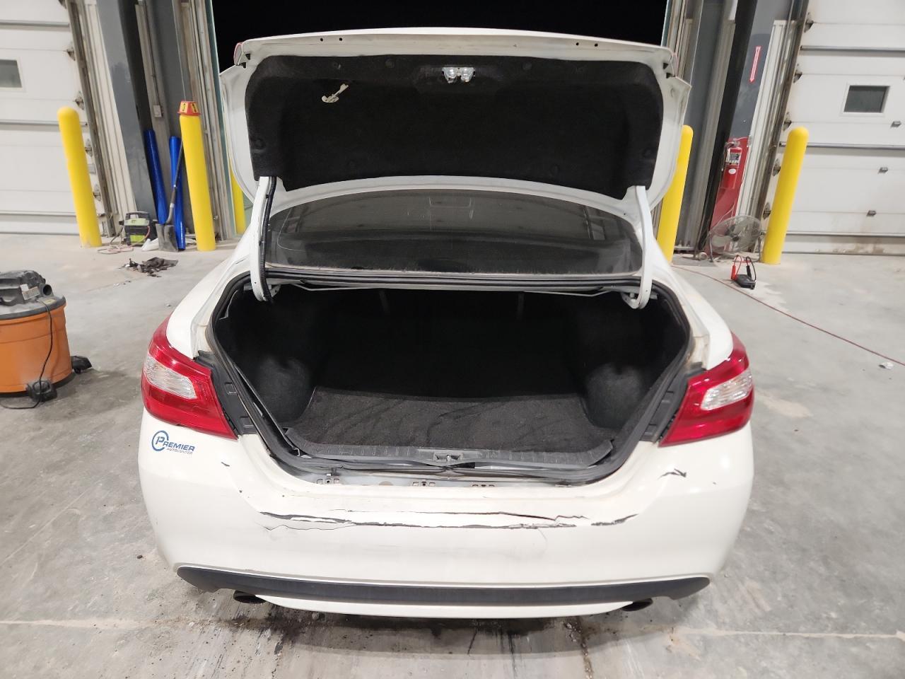 2016 NISSAN ALTIMA
