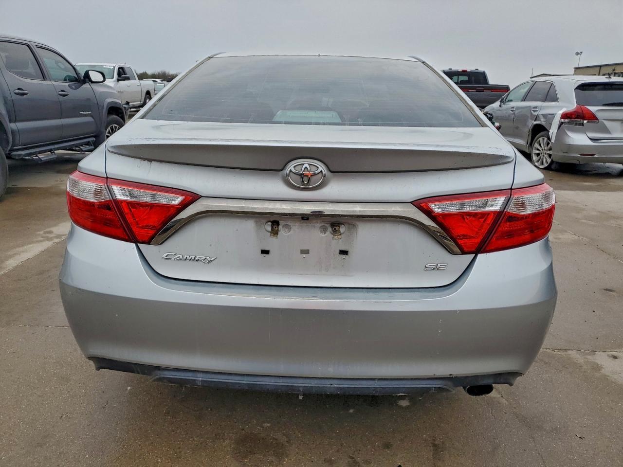 2015 TOYOTA CAMRY