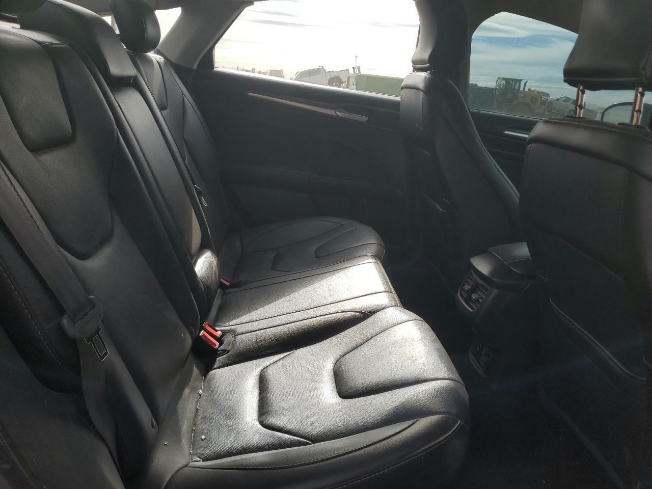 2016 FORD FUSION