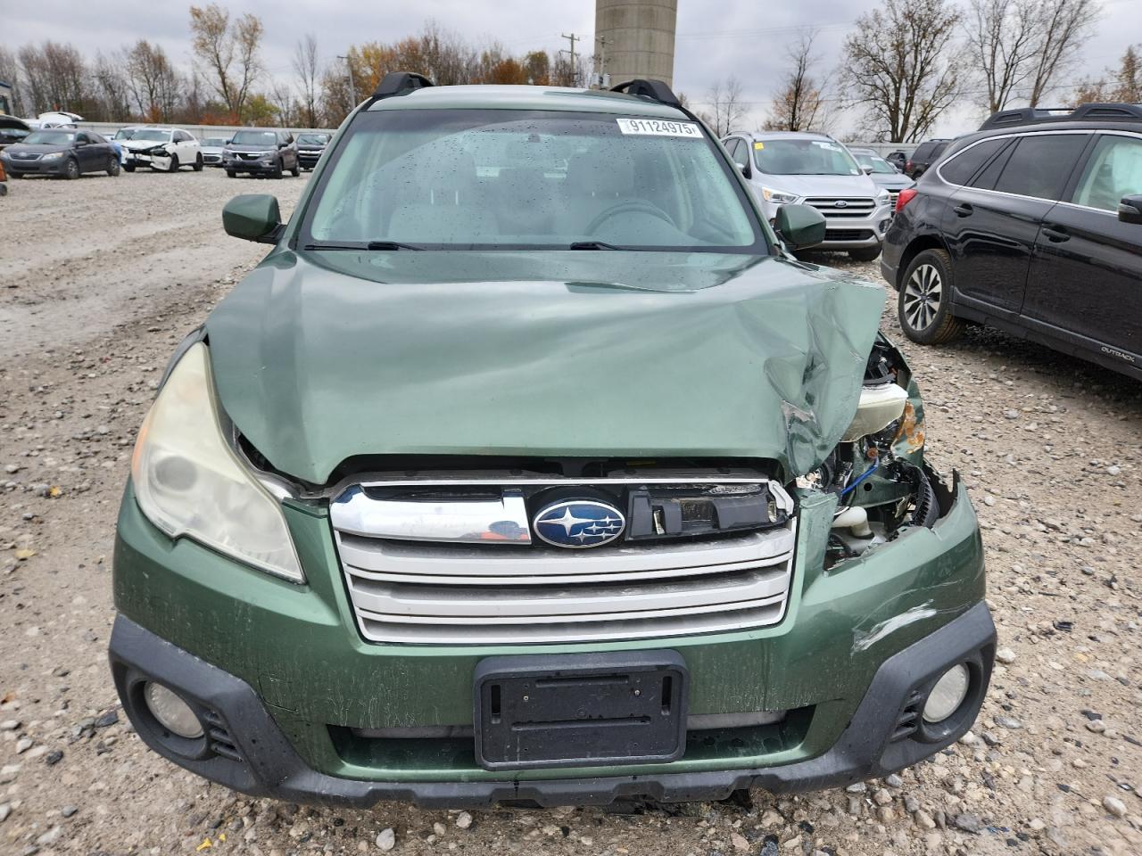 2013 SUBARU Outback