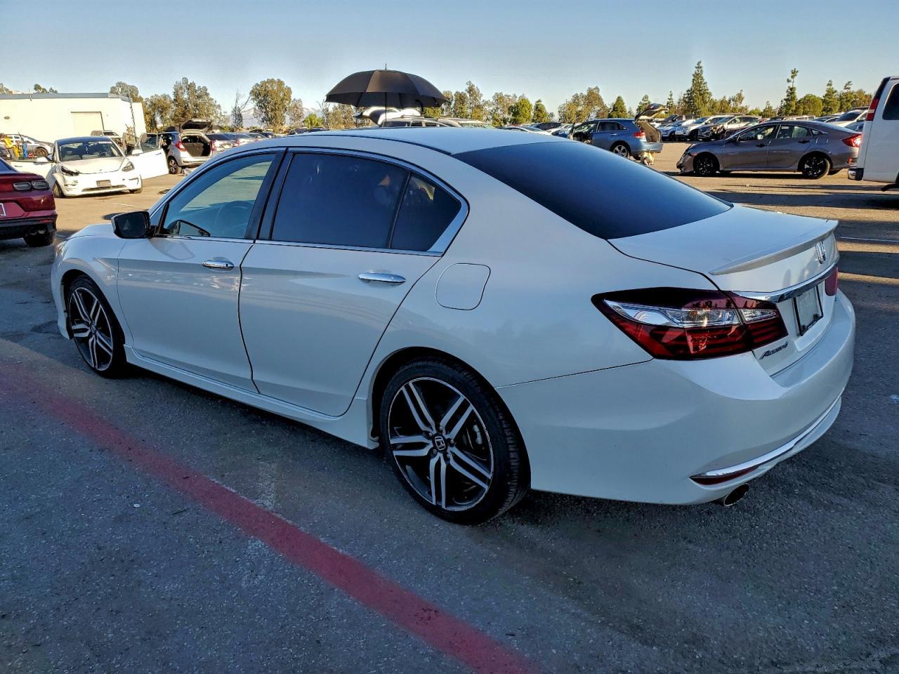 2017 HONDA ACCORD