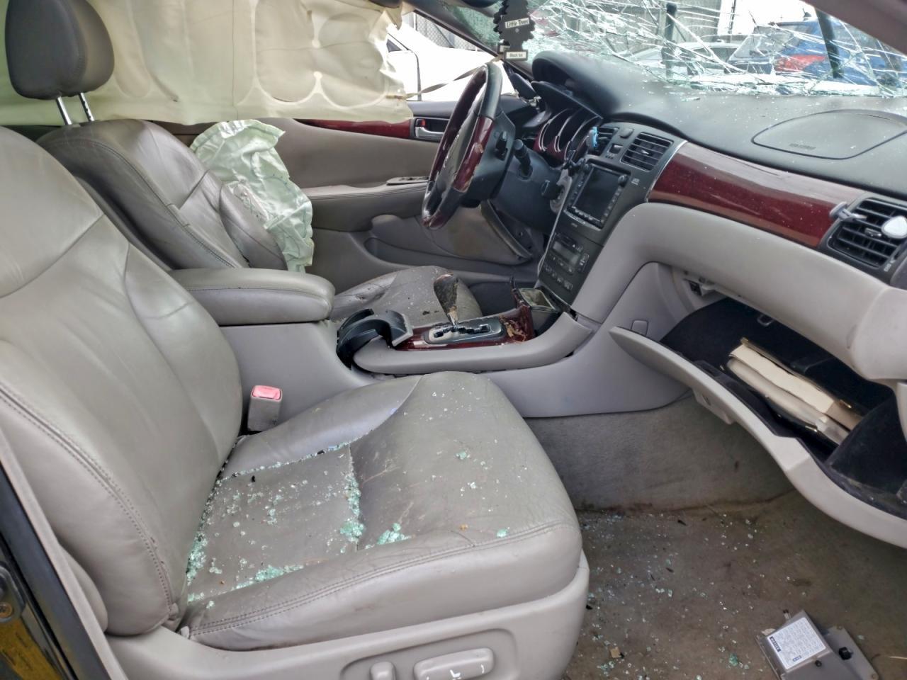 2004 LEXUS ES 330
