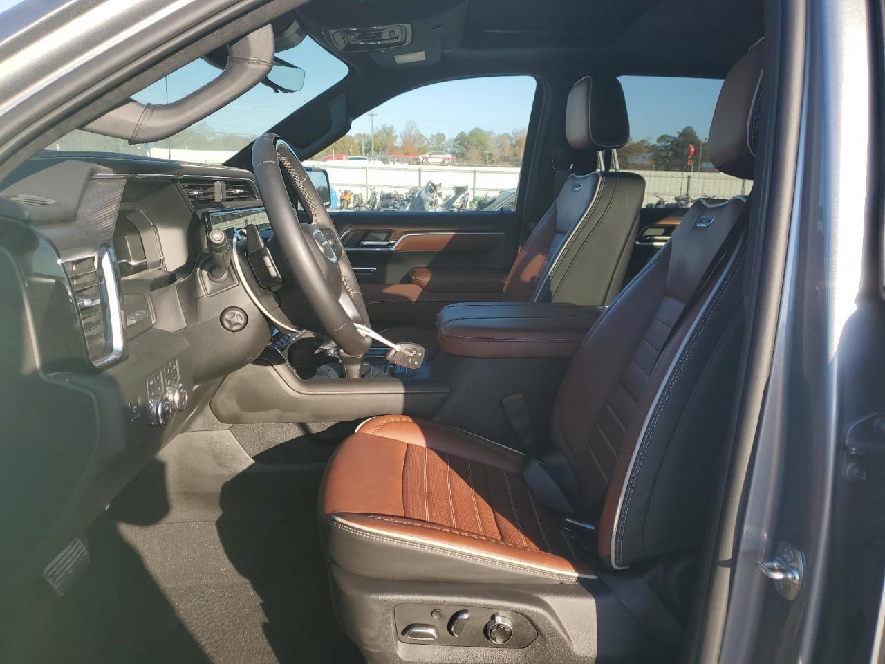 2025 GMC Sierra