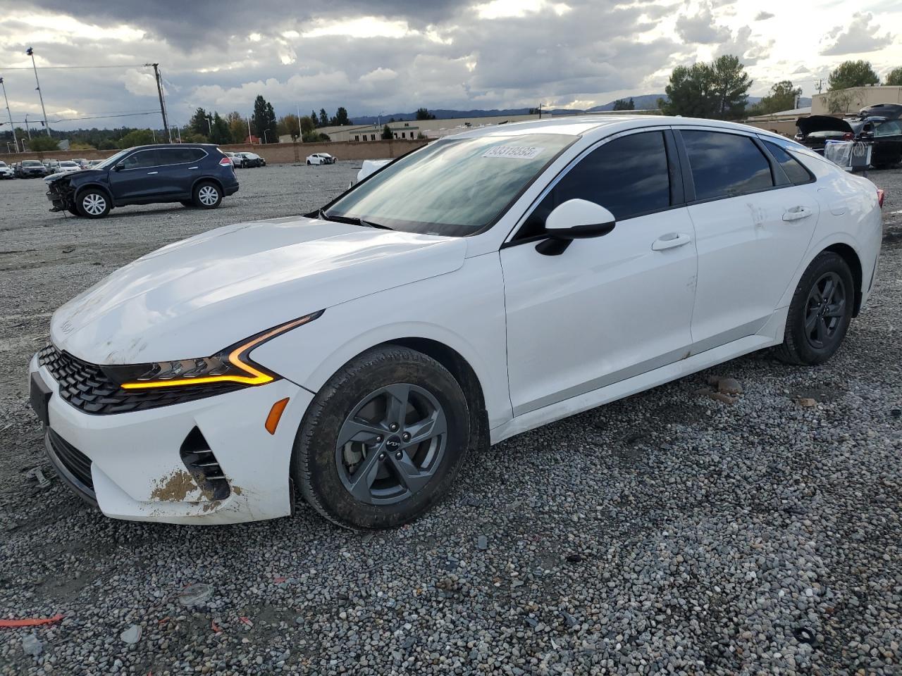 2022 KIA K5