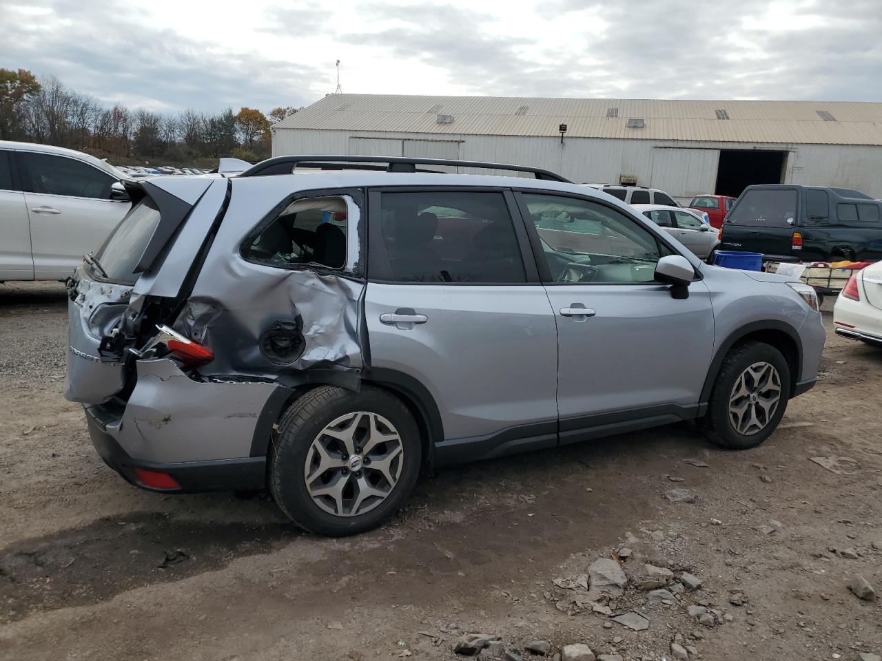 2020 SUBARU FORESTER