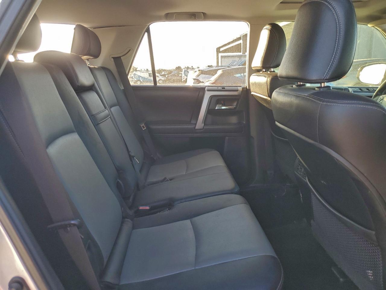 2017 TOYOTA 4Runner