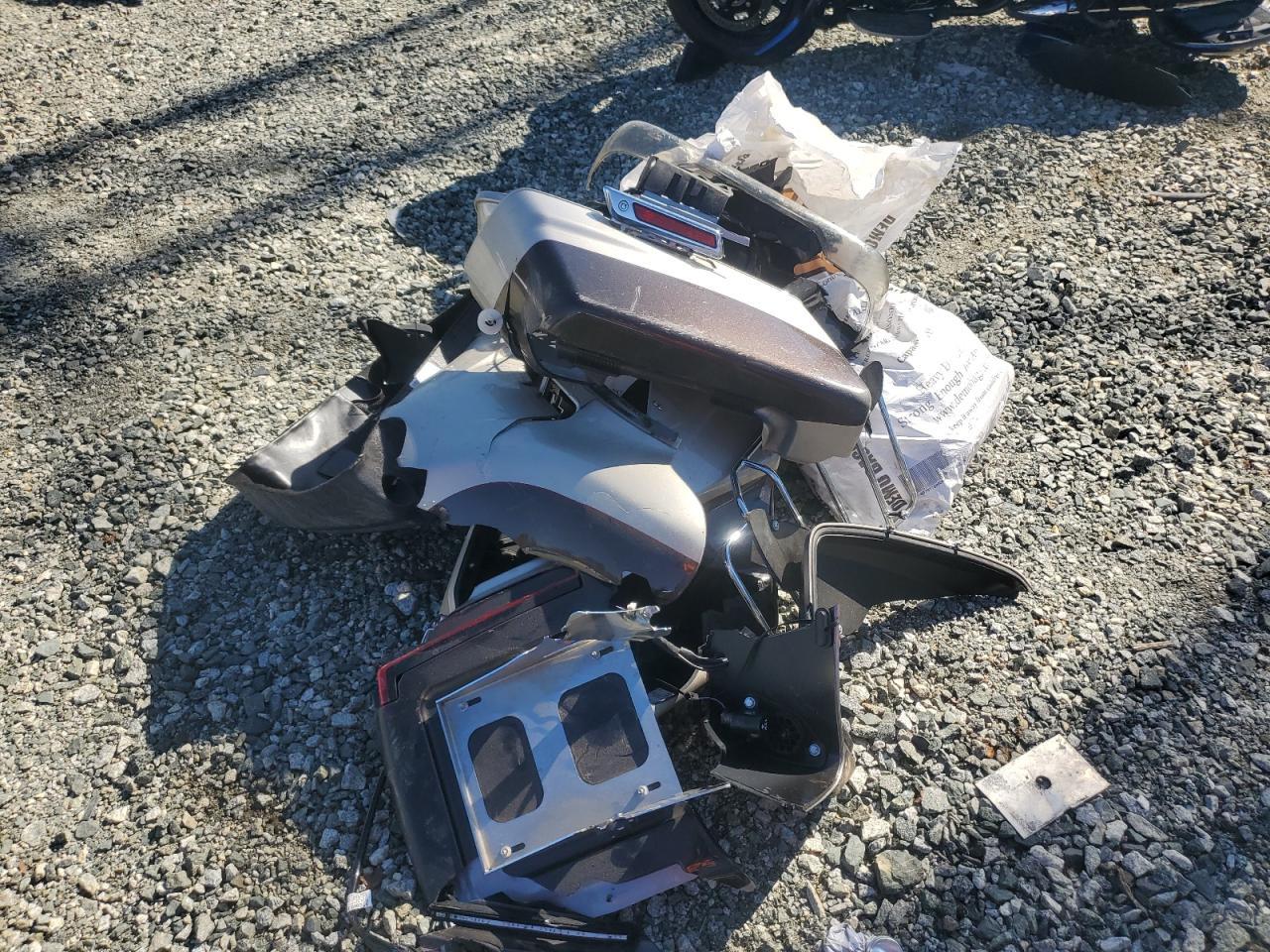 2018 HARLEY-DAVIDSON FLHTK