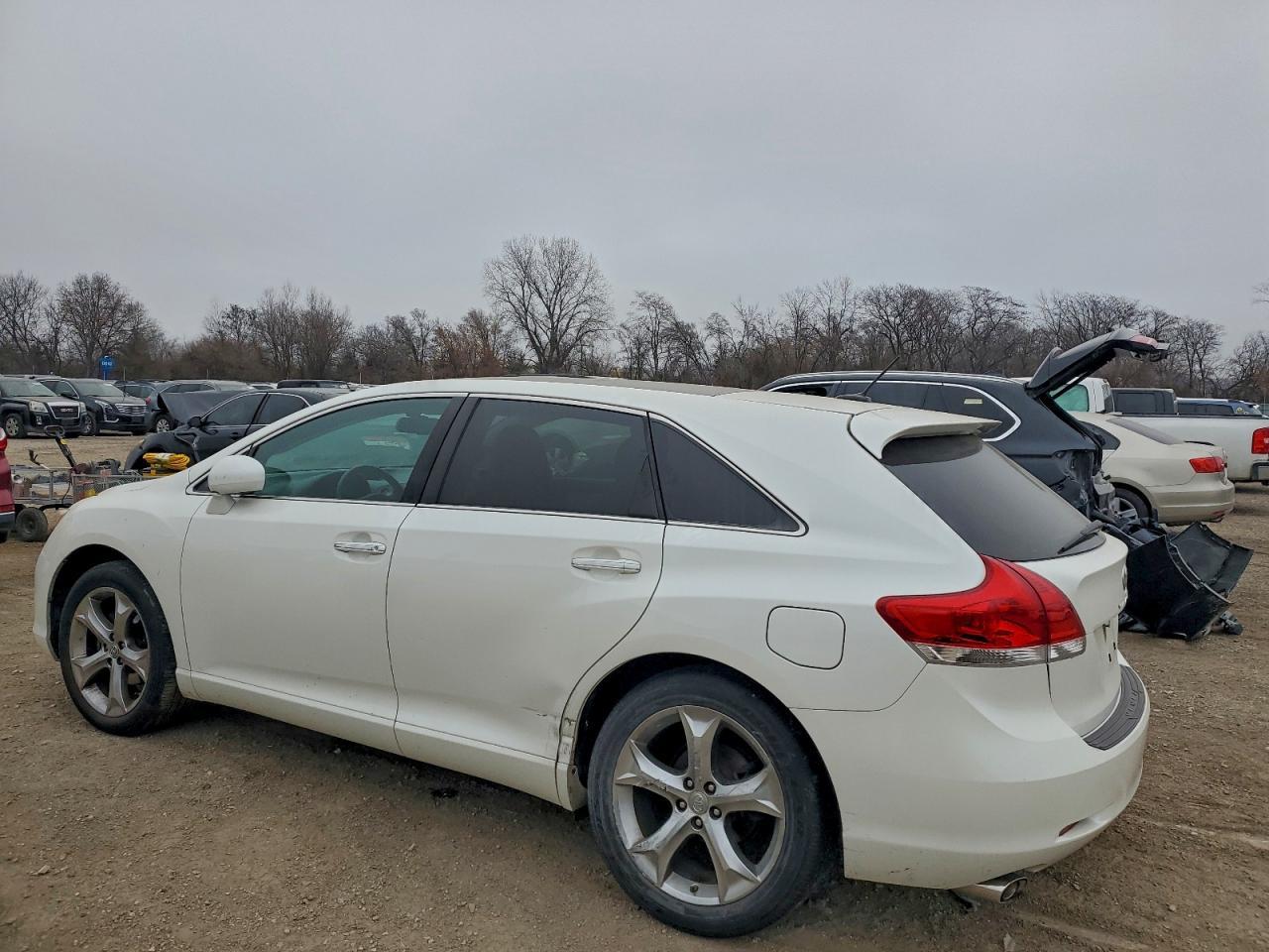 2010 TOYOTA VENZA