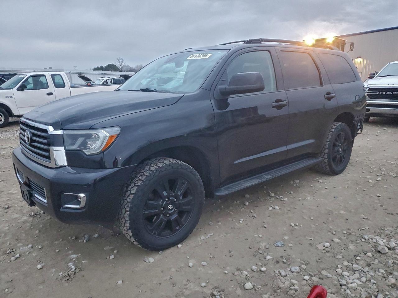 2018 TOYOTA Sequoia