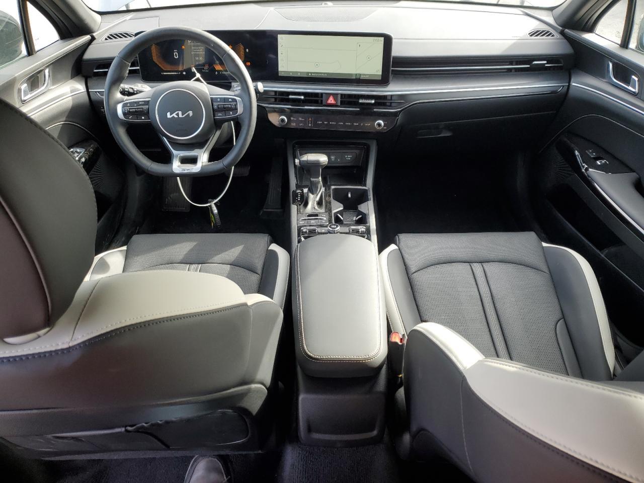 2025 KIA K5