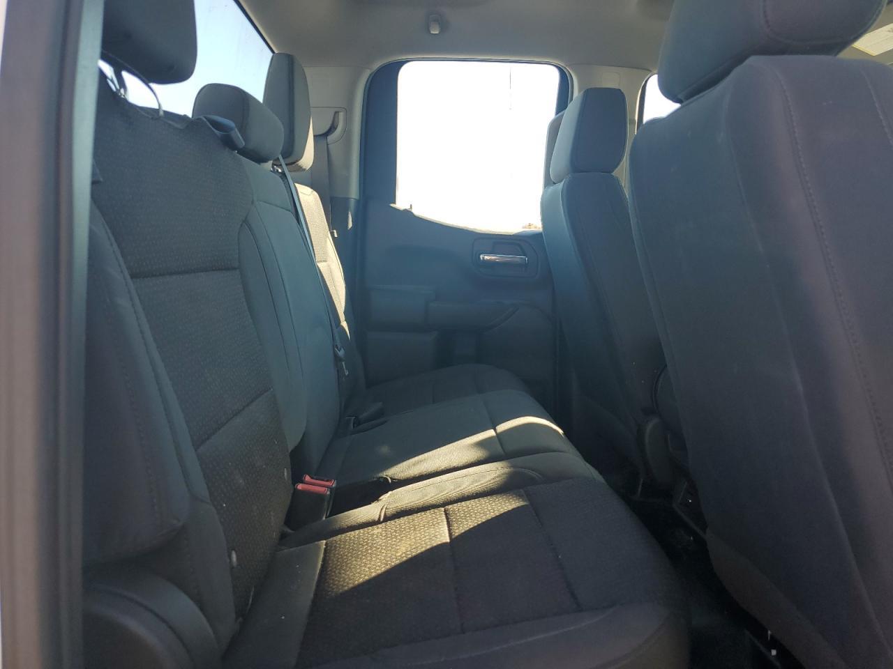 2023 GMC Sierra