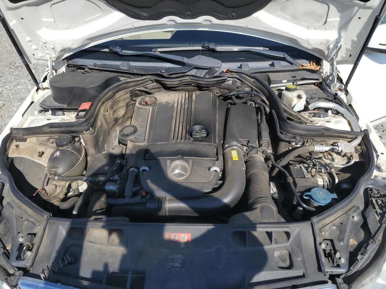 2012 MERCEDES-BENZ C-CLASS