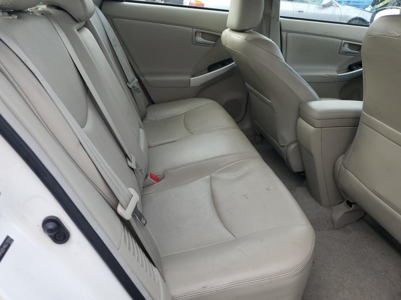 2011 TOYOTA PRIUS