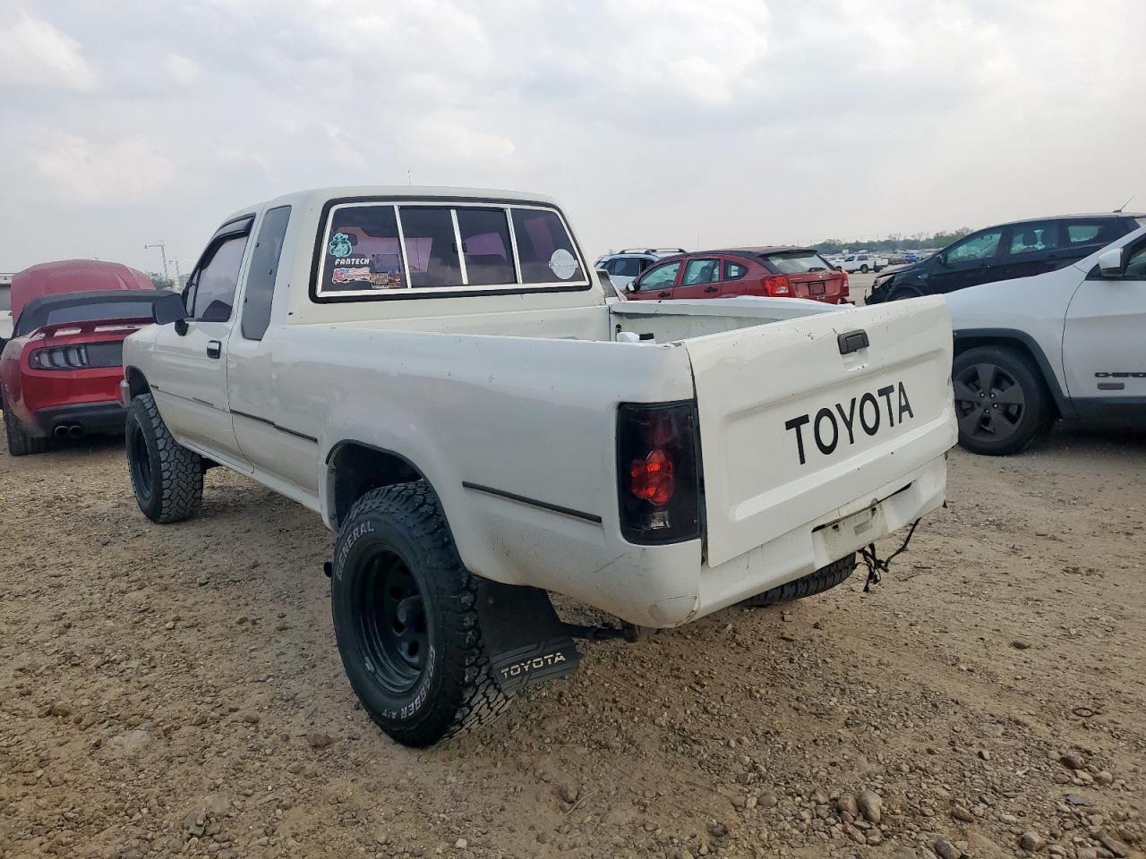 1989 TOYOTA Pickup