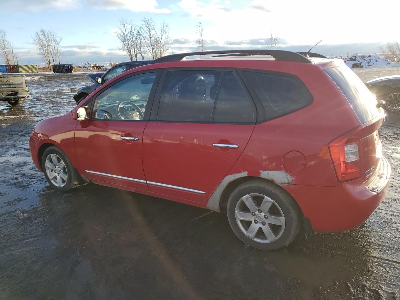 2009 KIA RONDO