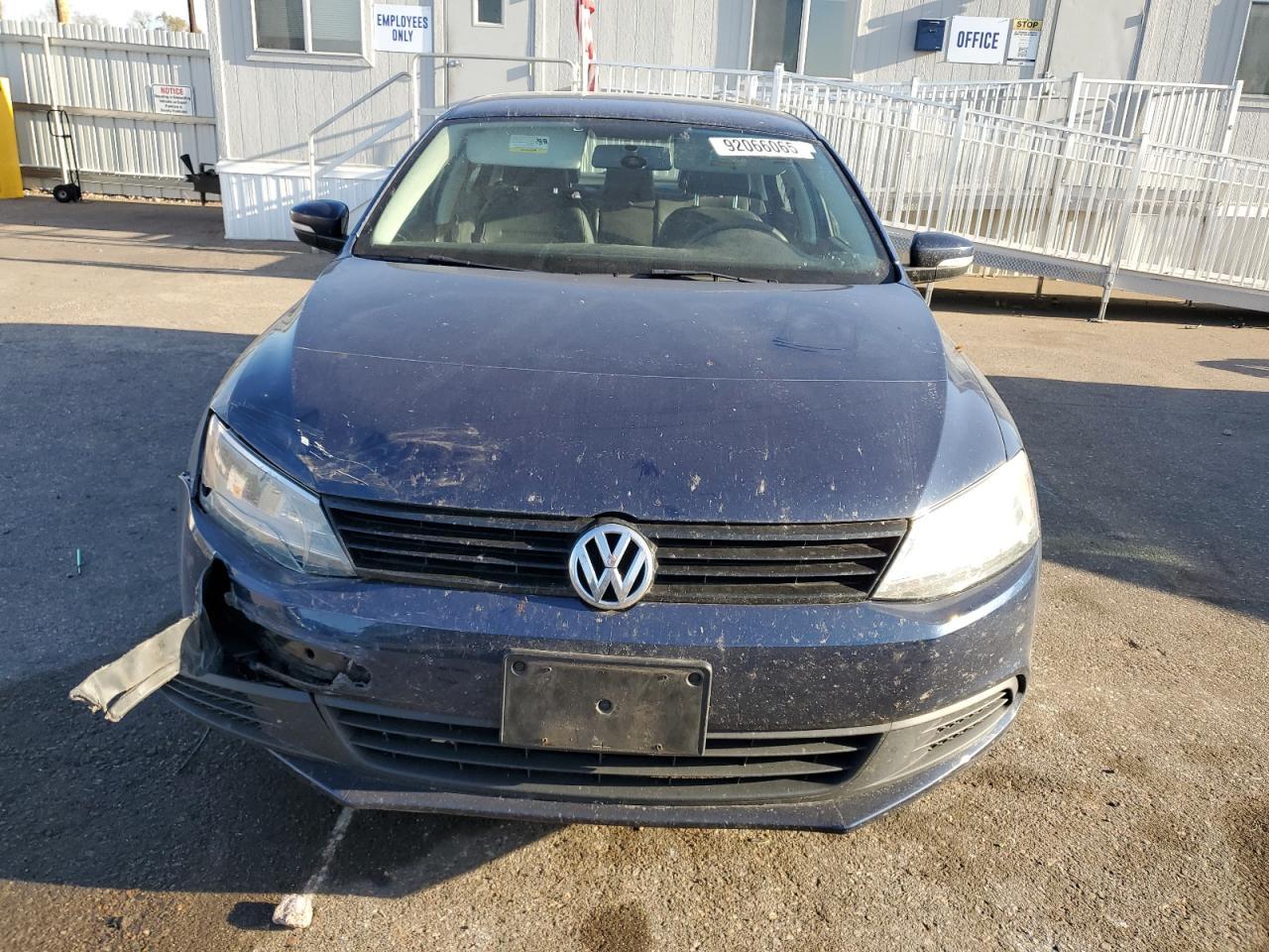 2012 VOLKSWAGEN JETTA
