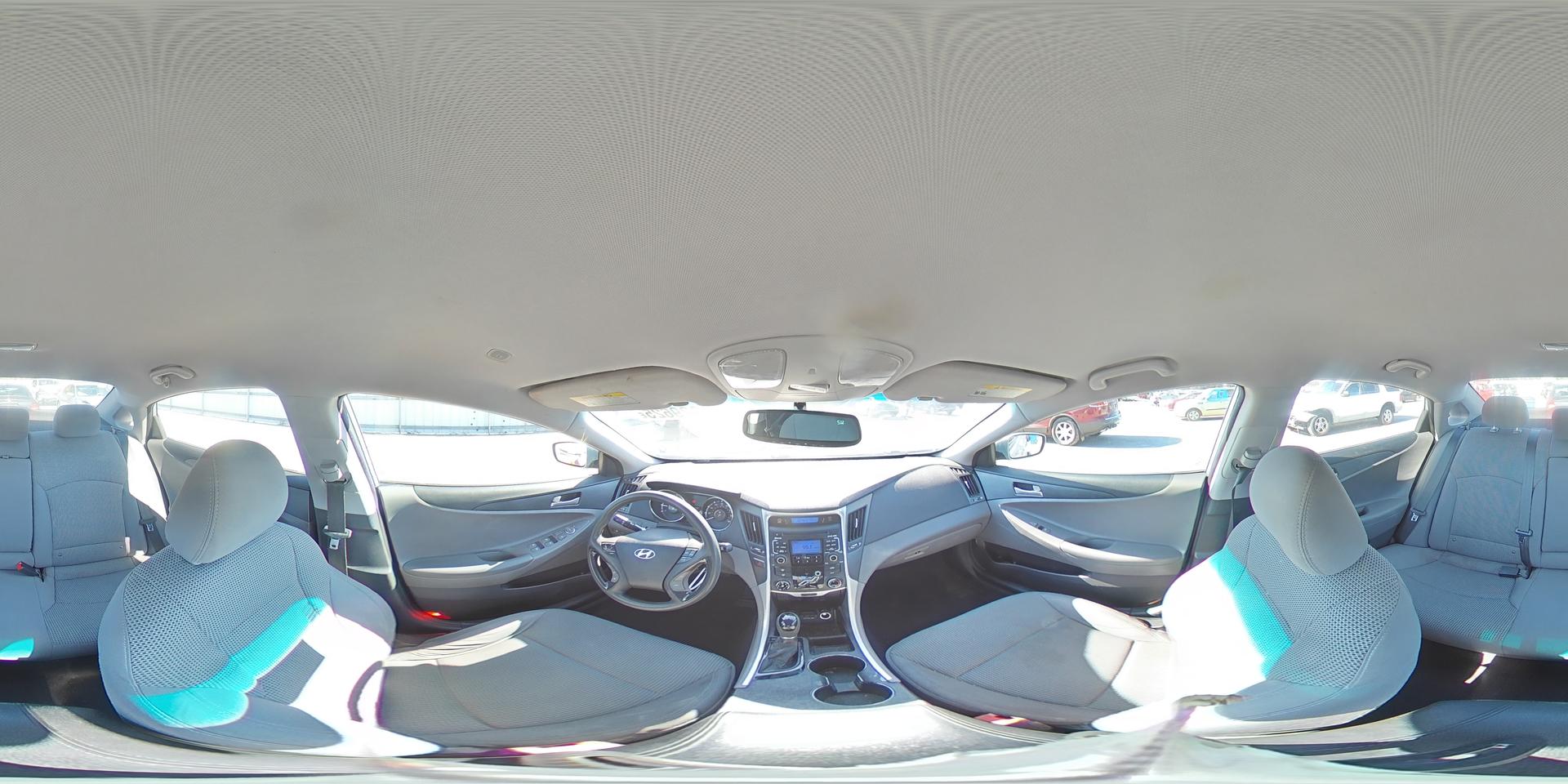 2011 HYUNDAI SONATA