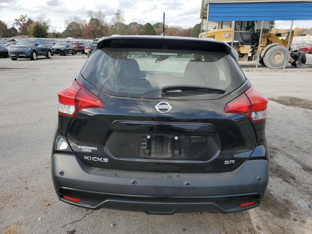 2020 NISSAN KICKS