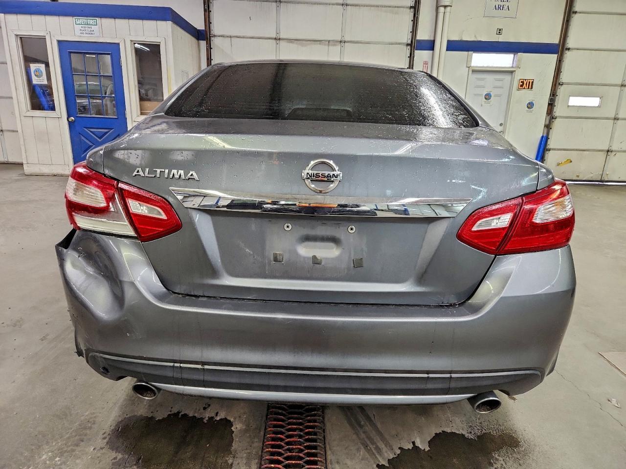 2017 NISSAN ALTIMA