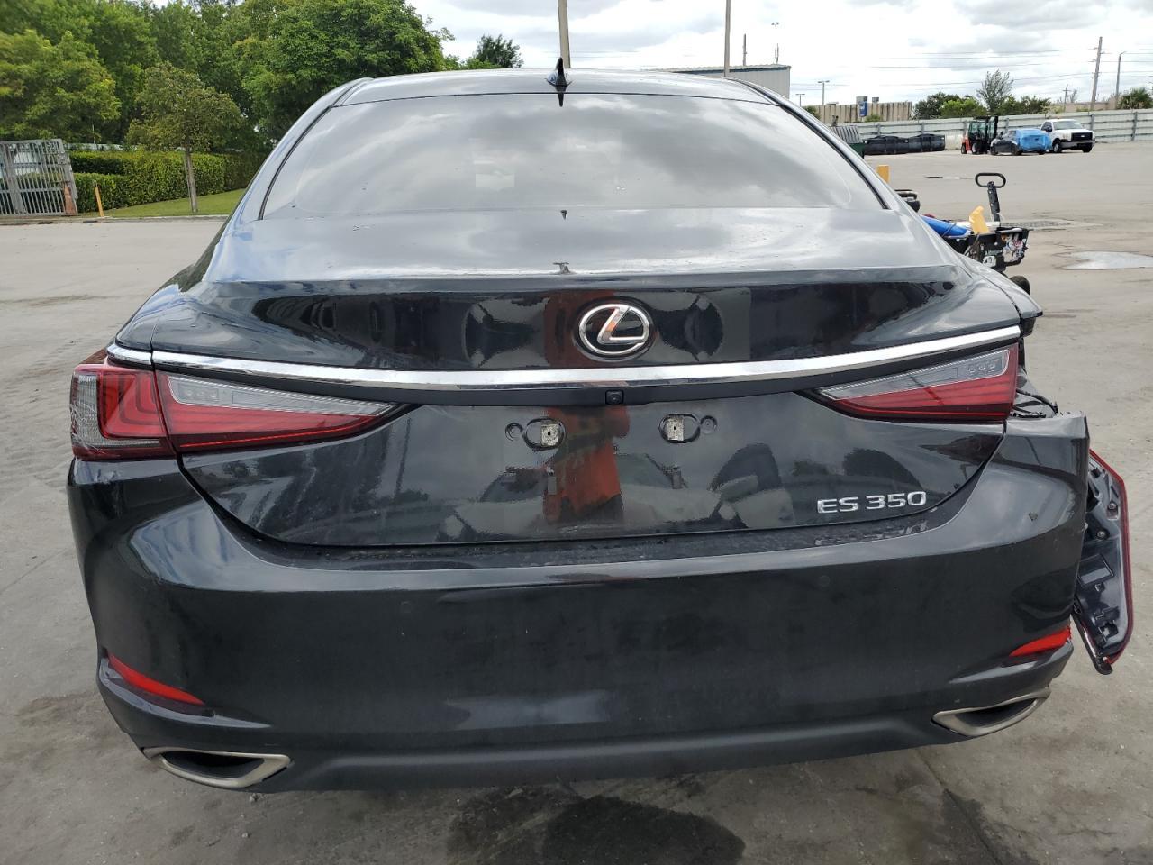 2025 LEXUS ES 350