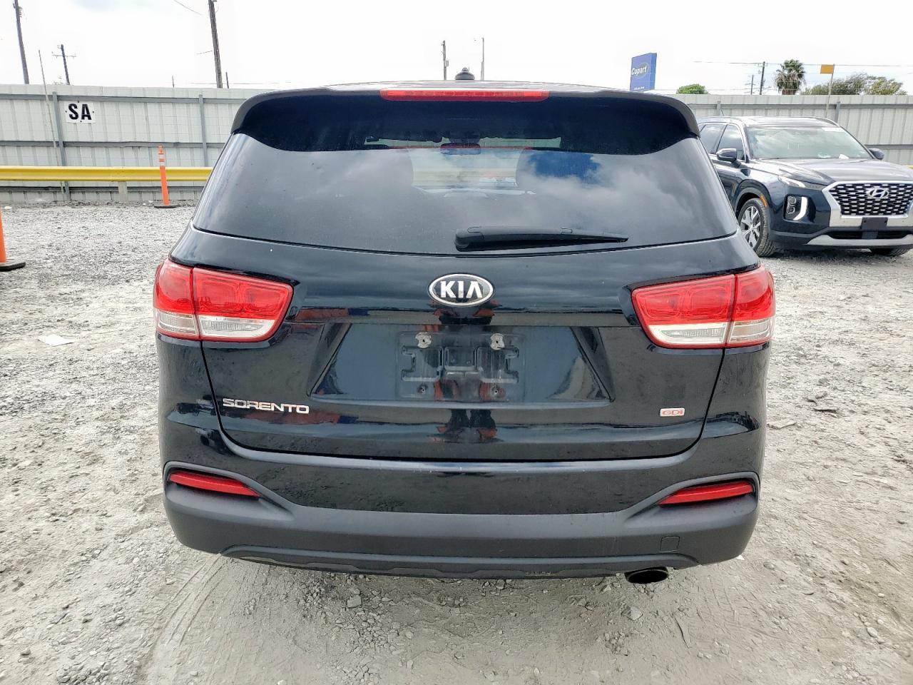2016 KIA SORENTO