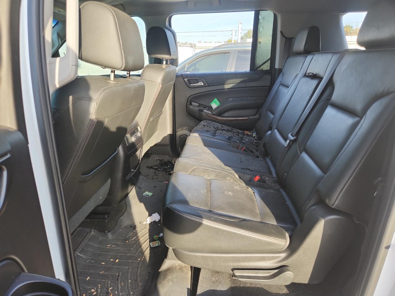2018 CHEVROLET Suburban