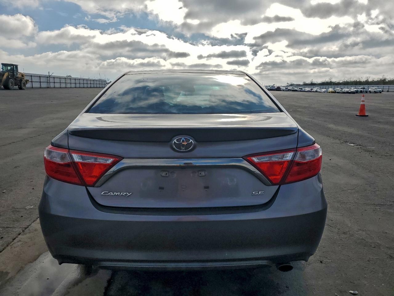 2017 TOYOTA CAMRY