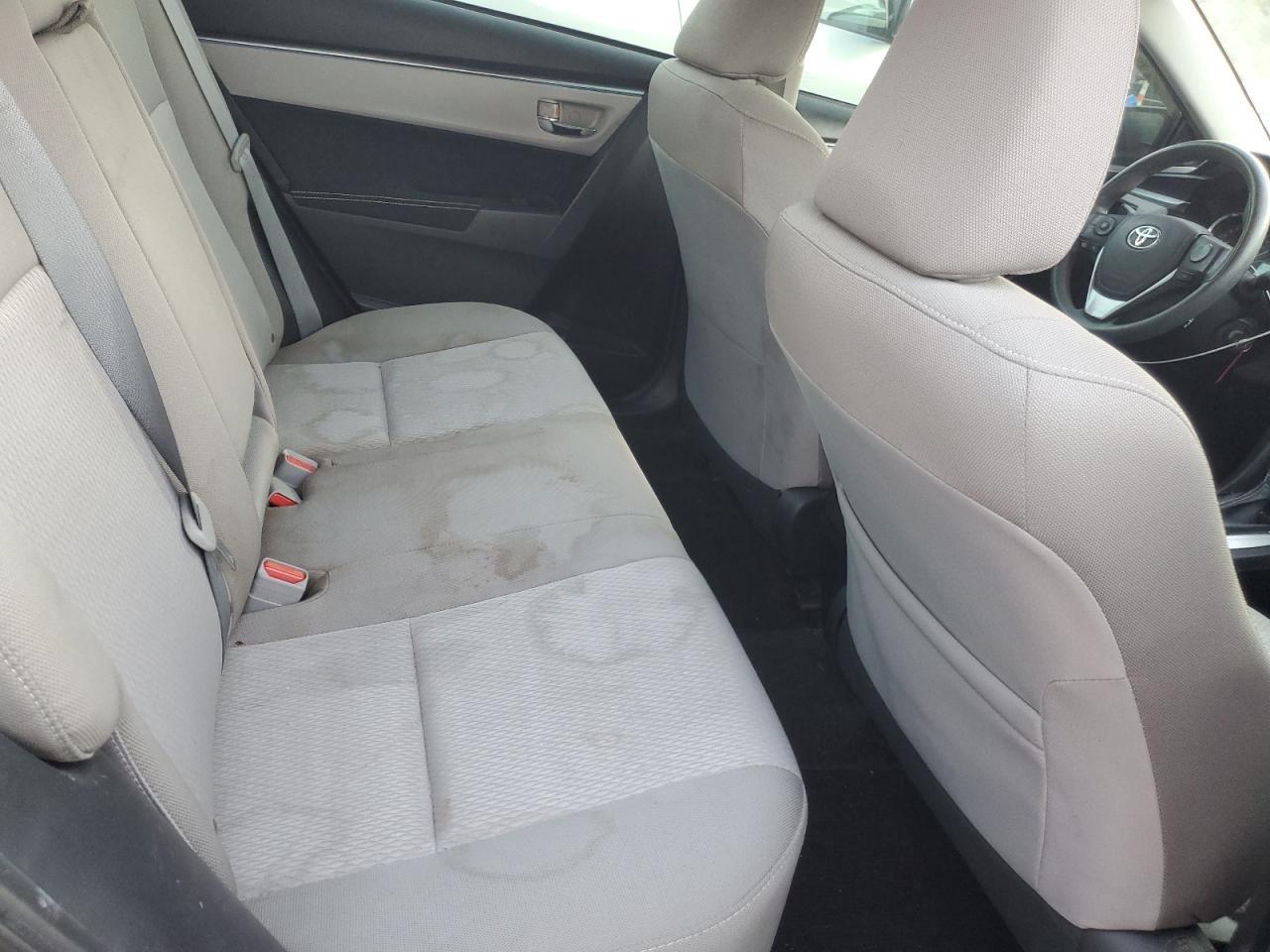 2015 TOYOTA COROLLA