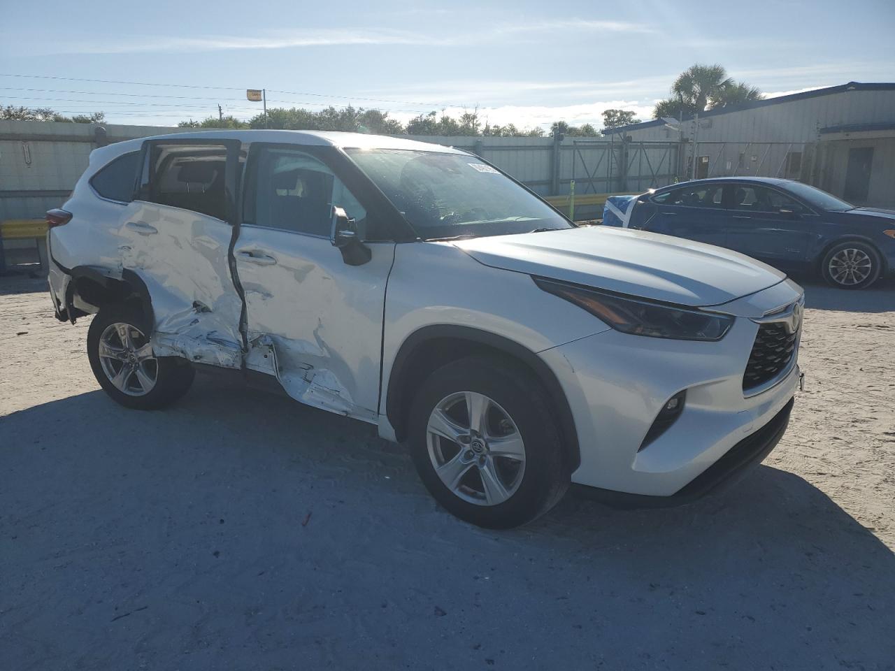 2022 TOYOTA HIGHLANDER
