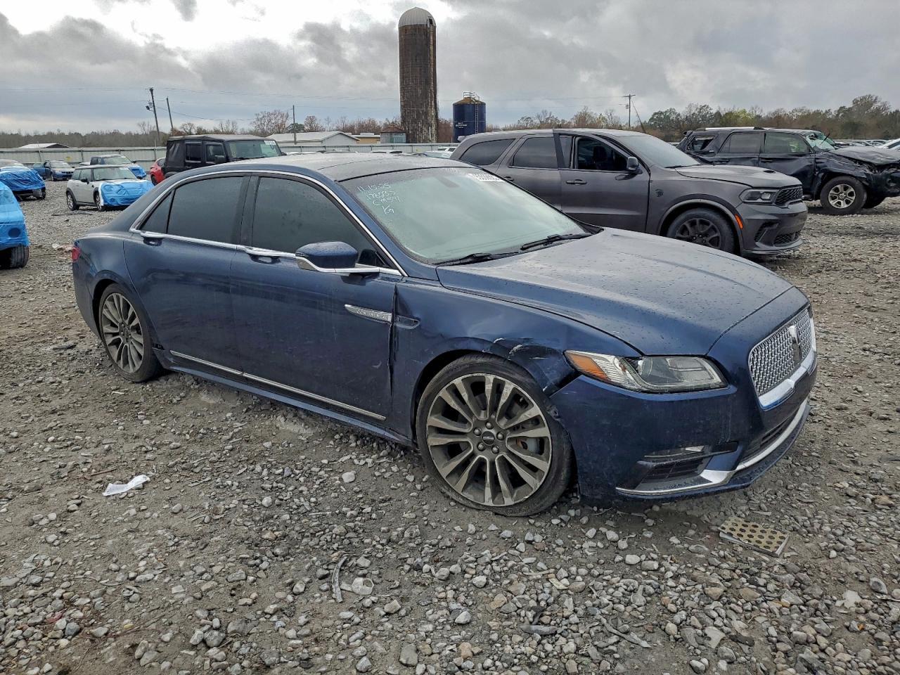 2017 LINCOLN Continental