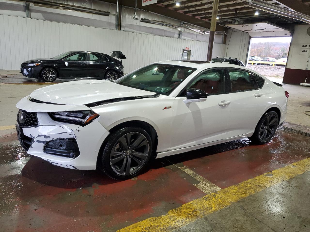 2022 ACURA TLX