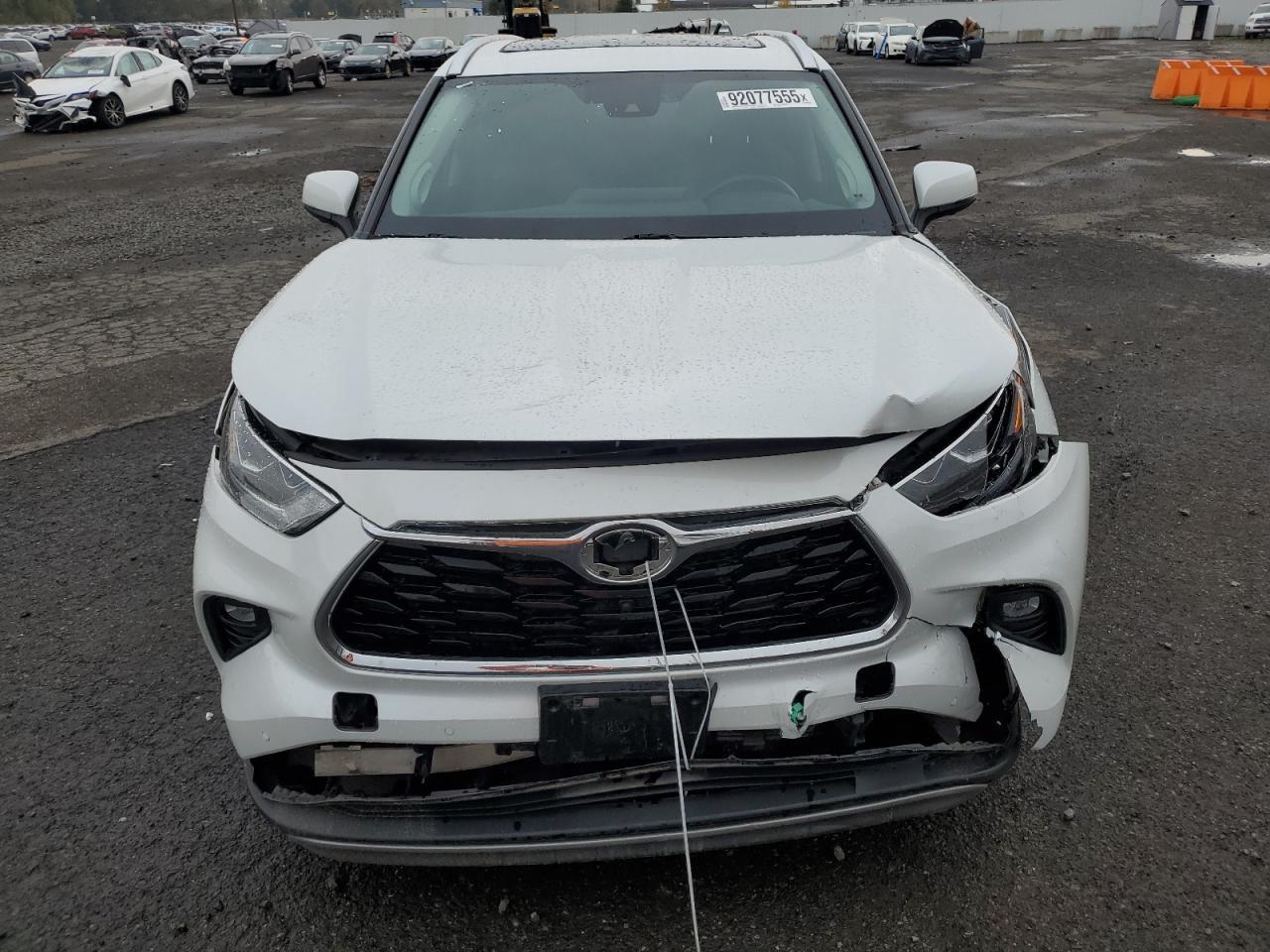 2022 TOYOTA HIGHLANDER