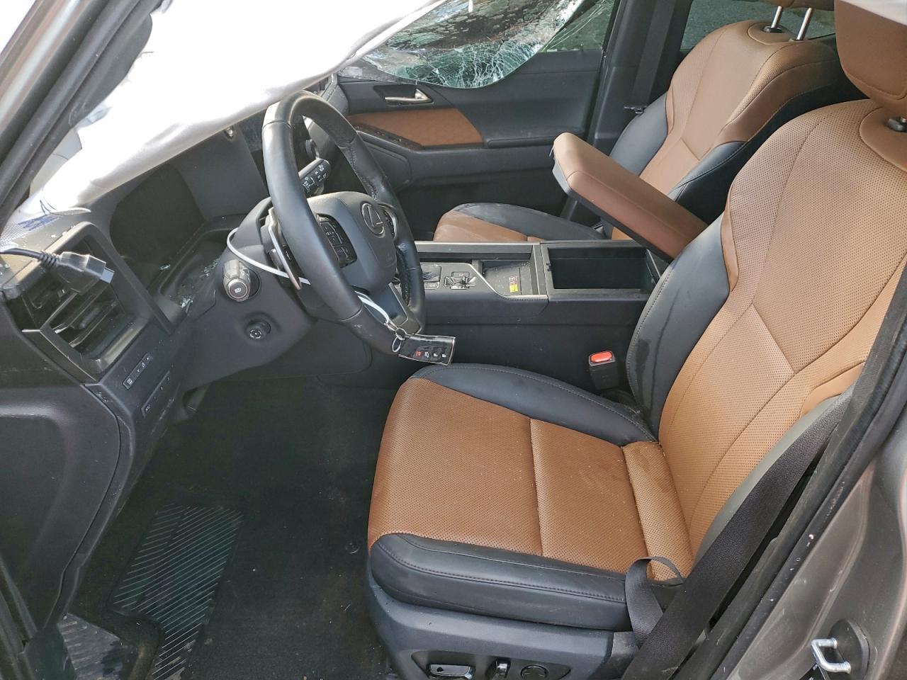 2024 LEXUS GX 550