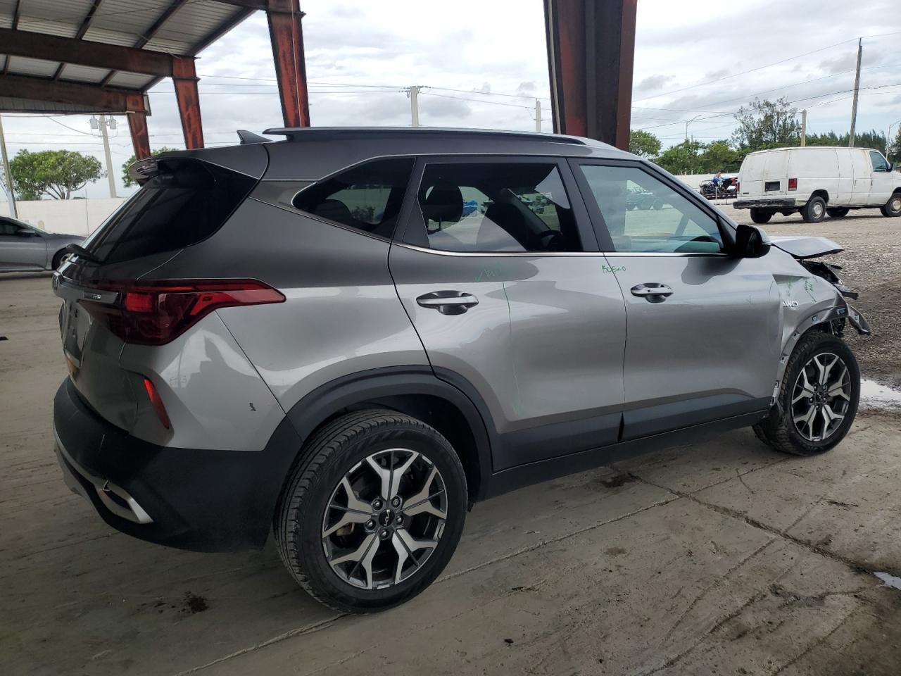 2022 KIA SELTOS