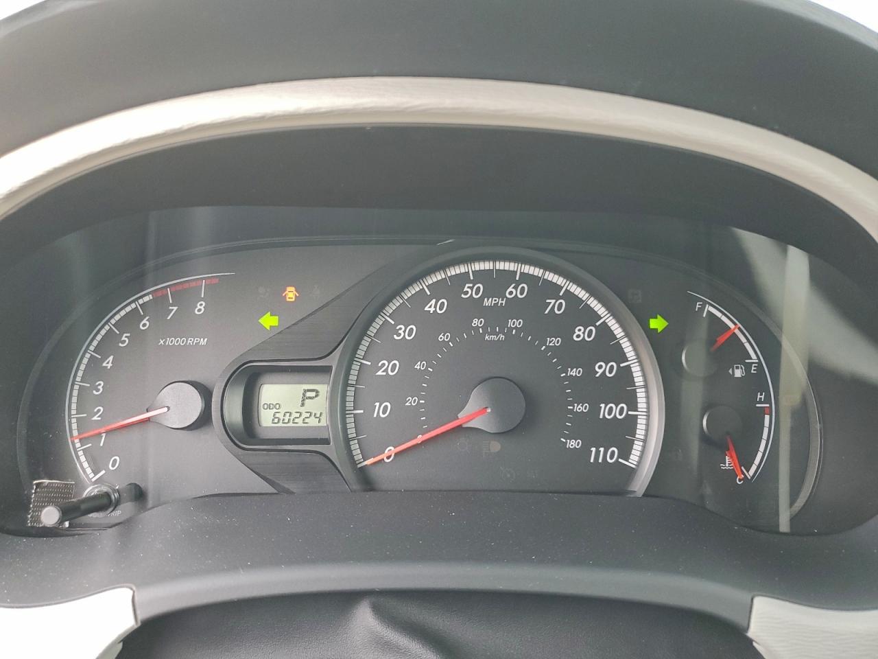 2011 TOYOTA SIENNA
