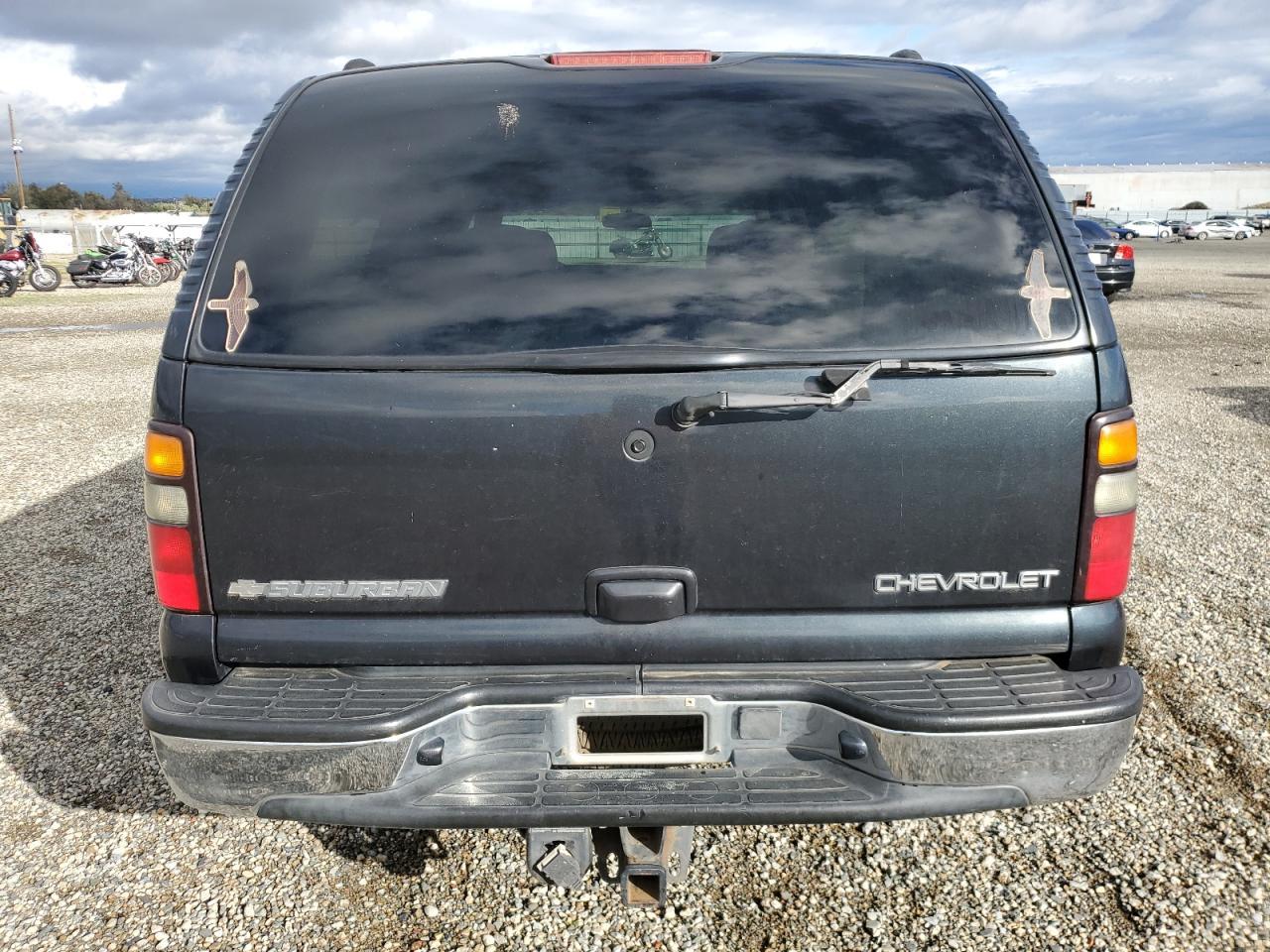 2004 CHEVROLET Suburban