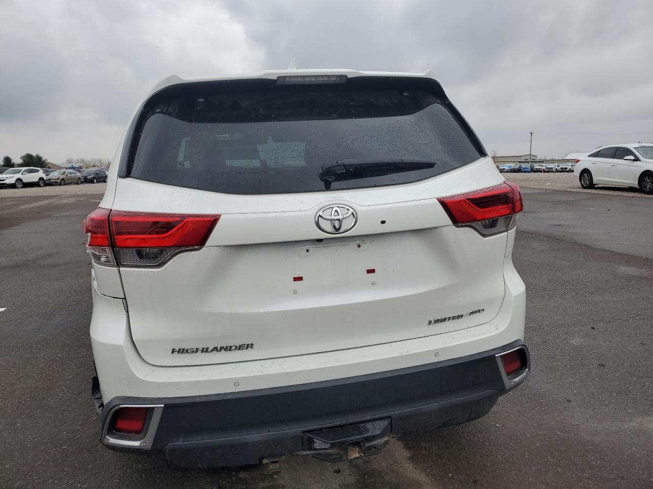 2018 TOYOTA HIGHLANDER