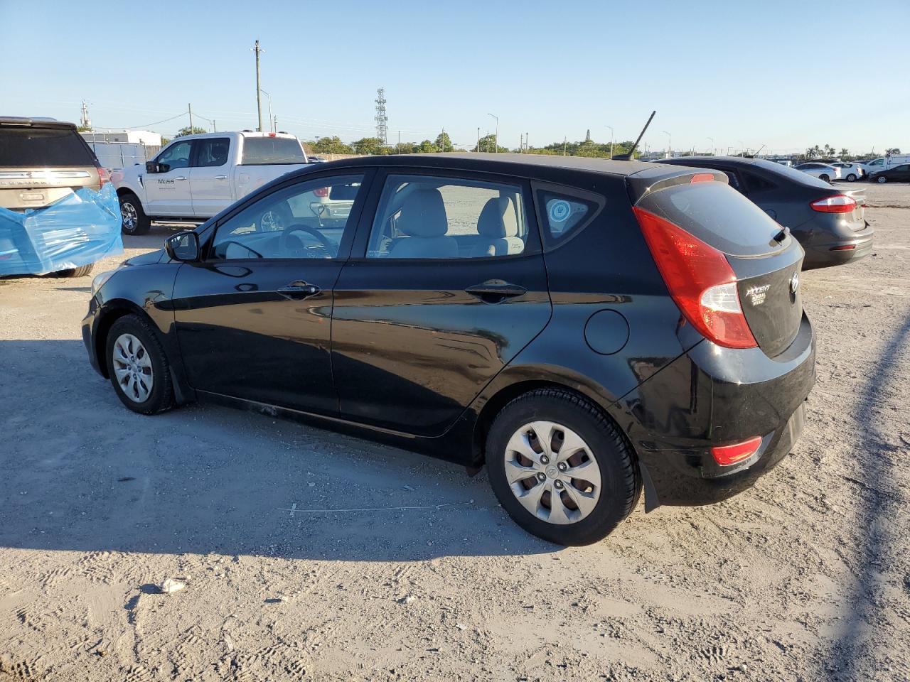 2016 HYUNDAI ACCENT