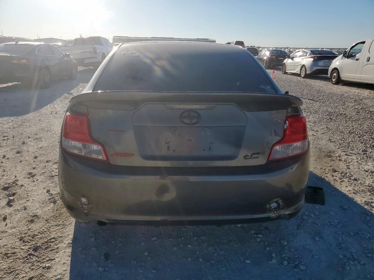 2011 TOYOTA SCION