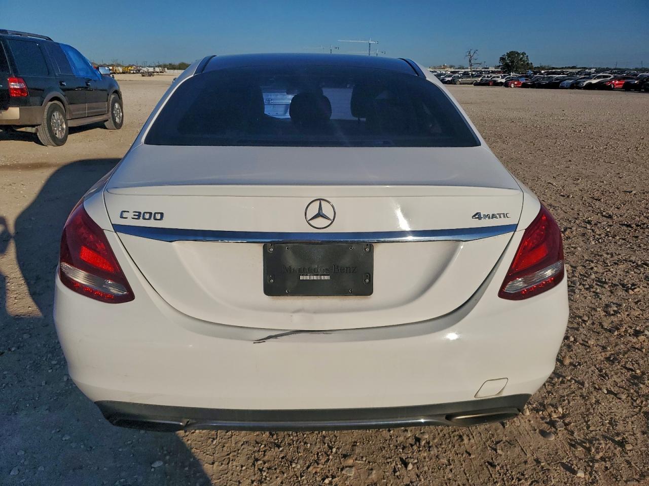 2016 MERCEDES-BENZ C-CLASS