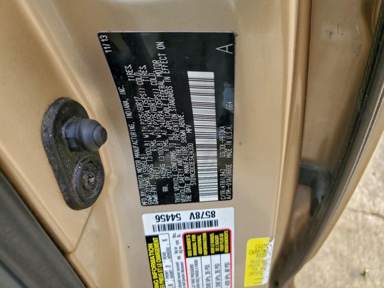 2014 TOYOTA SIENNA