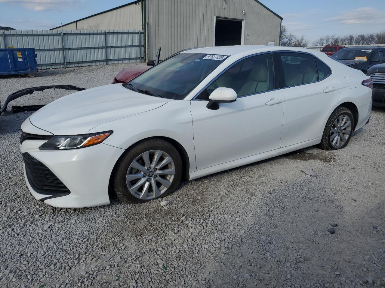 2018 TOYOTA CAMRY